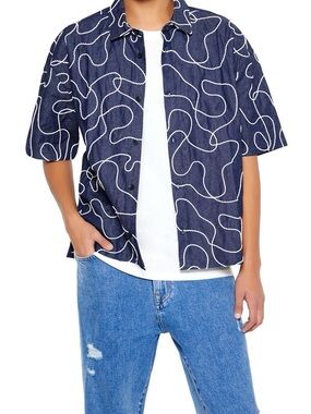 Forever 21 Navy Short-Sleeve Button-Up with White Swirl Print